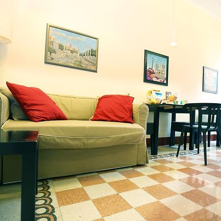 Giulietta Al Colosseo B&B Roma Ngoại thất bức ảnh
