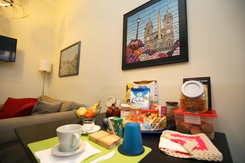 Giulietta Al Colosseo B&B Roma Phòng bức ảnh